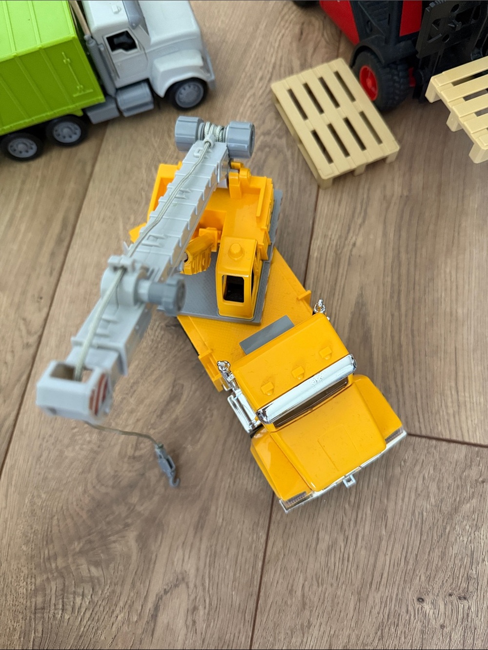 Lot of 6 different toy vehicles - Picture 9 of 16